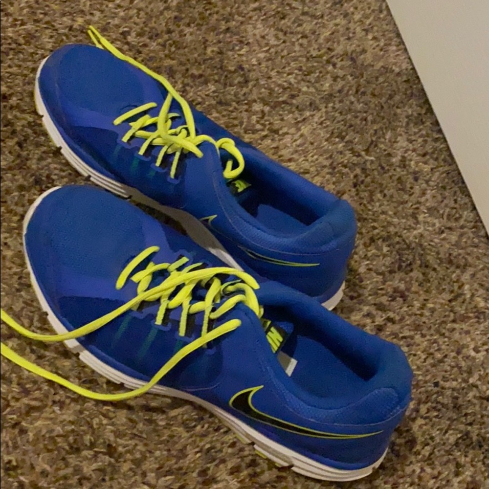 Nike lunarlon 10.5 shoes
